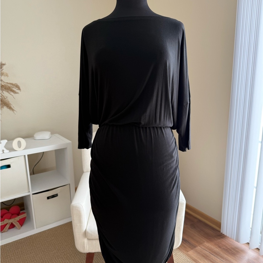 Express- Boat Neck Elbow Sleeve Mini
Sheath Dress - XL